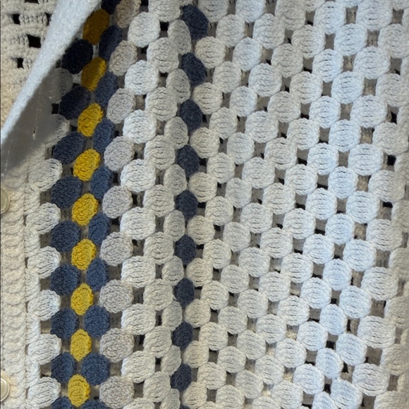 Abercrombie White Crochet Shirt with Yellow and Gray Details - Picture 3 of 5